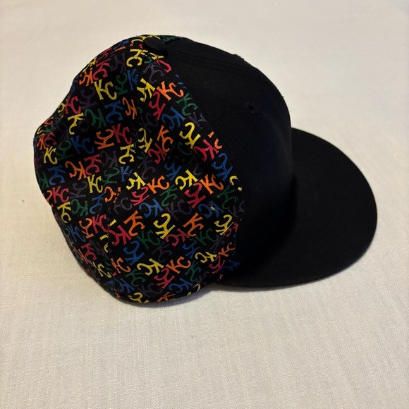 New Era Kansas City Royals Multi-Colored MLB Logo Fitted Hat - Picture 4 of 7